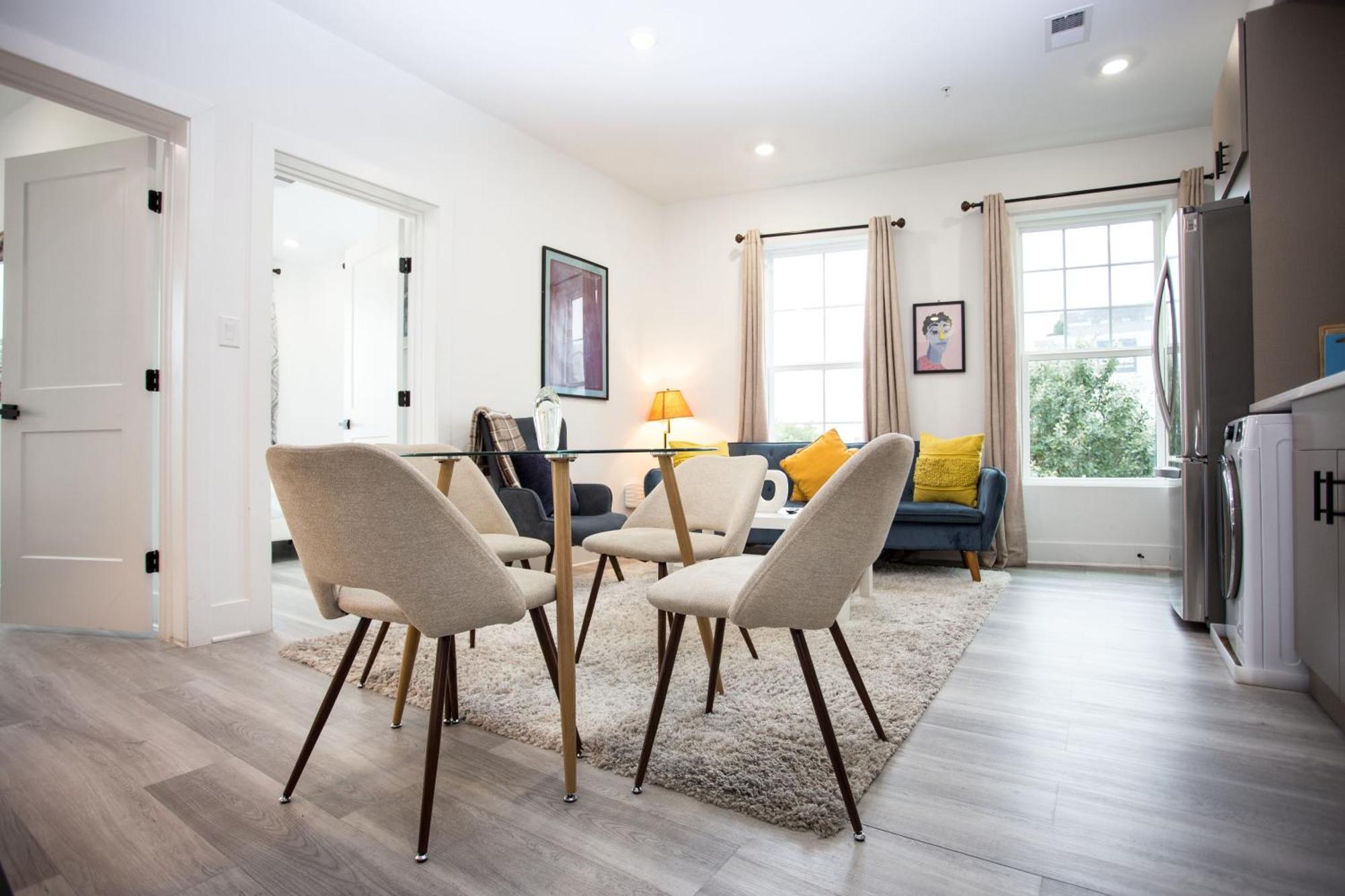 It'S A Corner Unit With Cool City Skyline Views! Washington Eksteriør bilde